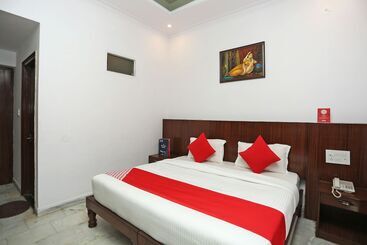 酒店 Pramod Palace By Oyo Rooms