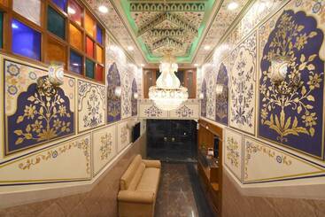 هتل Virasat Mahal Heritage