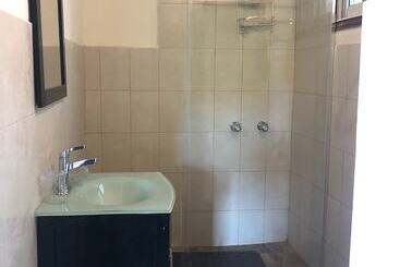 تختخواب و صبحانه Chez Max, Cadras Haiti