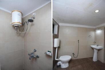 هتل Crown Plaza By Oyo Rooms