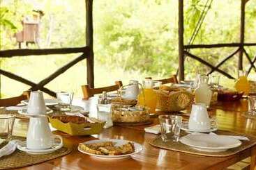 هتل Naturalia Lodge