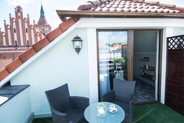 هتل Provincja Winebar & Rooms