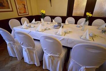 هتل Restaurant Meistertrunk