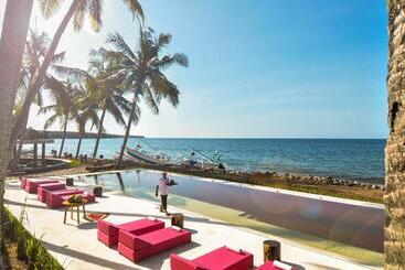 Отель The Tiing Tejakula Villas