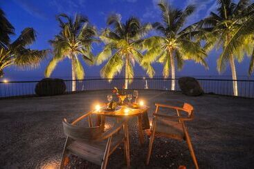 هتل The Tiing Tejakula Villas