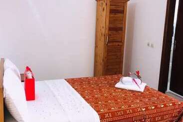 Imans Hotel Dabou