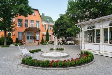 Kras Hotel Resort Spa