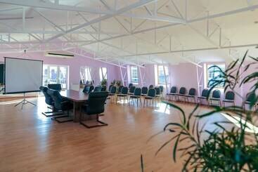 Kras Hotel Resort Spa