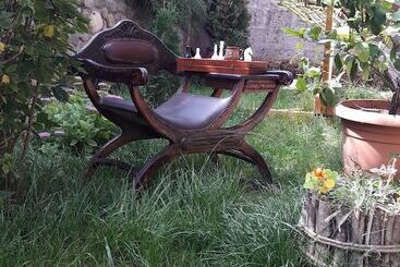 پانسیون Artsiv Guesthouse