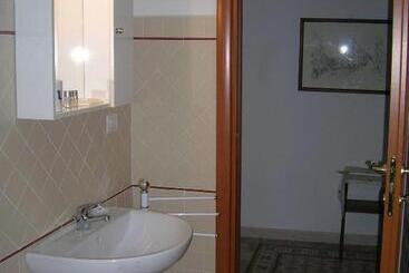 Ex B&b La Bicocca   Via Umberto 15, Iun S1733