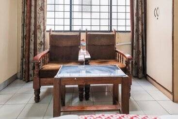 هتل Hindustan By Oyo Rooms