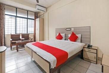هتل Hindustan By Oyo Rooms