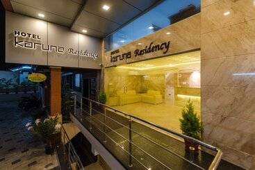 هتل Karuna Residency