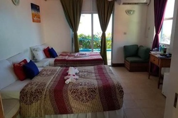 هتل Ocean S Edge Lodge Restaurant & Bar
