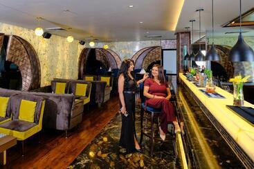 هتل Zone By The Park, Jammu