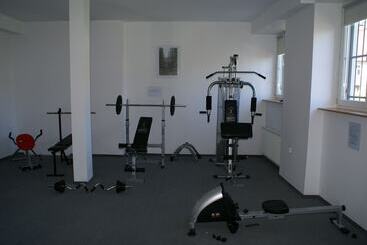 پانسیون Amadeus Apartamenty