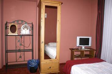 پانسیون Amadeus Apartamenty