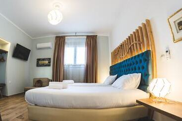 پانسیون Dome Rooms Downtown