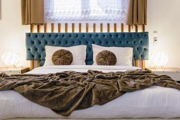 پانسیون Dome Rooms Downtown