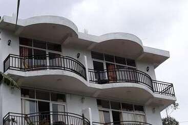 پانسیون Lilly Guest Inn