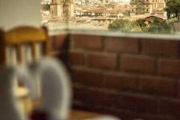 تختخواب و صبحانه Chaska ñawy