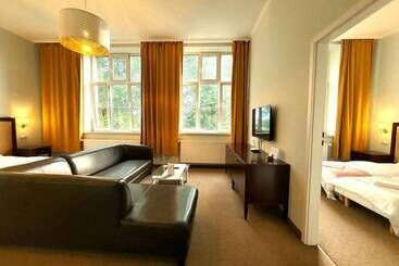 Holiday Suites Cracow