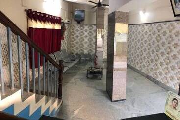هتل Annapurna Resort And Lodge