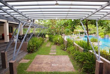 هتل Fernvale Leisure Club And Resort