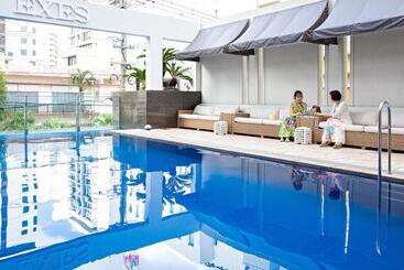هتل Okinawa Exes Naha