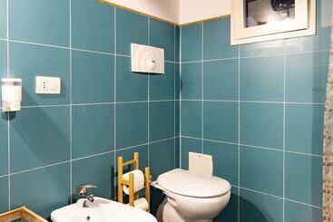 تختخواب و صبحانه Napoli Napoli Rooms