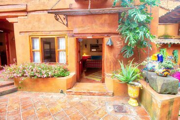 هتل Casa Encantada