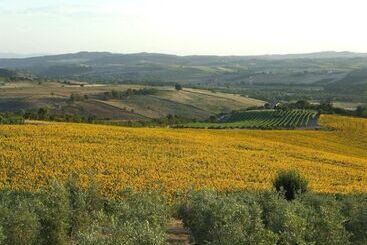 هتل روستایی Bio Agriturismo Il Torrione