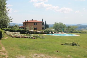 هتل روستایی Bio Agriturismo Il Torrione
