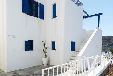 Mykonos Pro Care Suites
