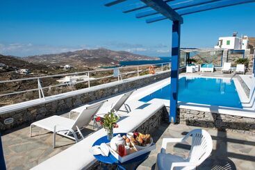 Mykonos Pro Care Suites