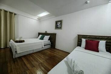 هتل Alta Vista Ilocandia Inc