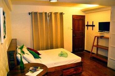 هتل Alta Vista Ilocandia Inc