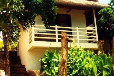 هتل Alta Vista Ilocandia Inc