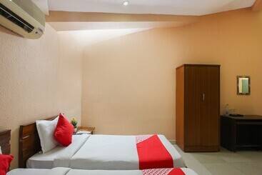 ホテル Hallmark Begumpet By Oyo Rooms