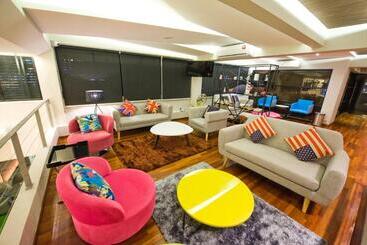 هتل Riverside Boutique
