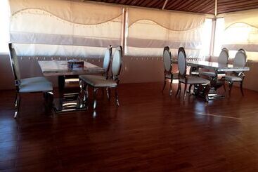 هتل Silent Dunes Camp