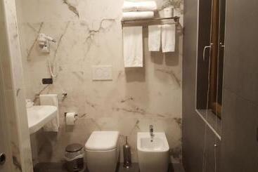 پانسیون Pompei Inn Ruins B&b Luxury Suite