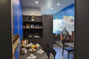 پانسیون Pompei Inn Ruins B&b Luxury Suite
