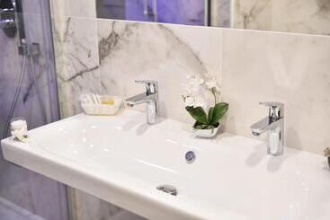 پانسیون Pompei Inn Ruins B&b Luxury Suite