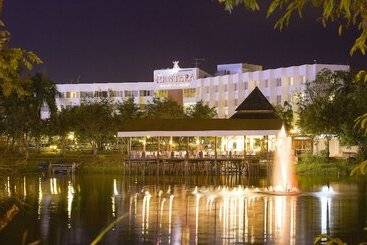 Centara Life Hotel Mae Sot