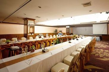 Centara Life Hotel Mae Sot