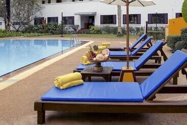 Centara Life Hotel Mae Sot