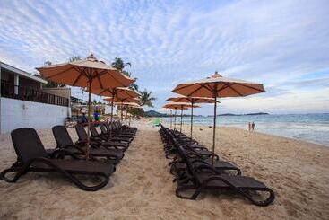 Chaweng Cove Beach Resort