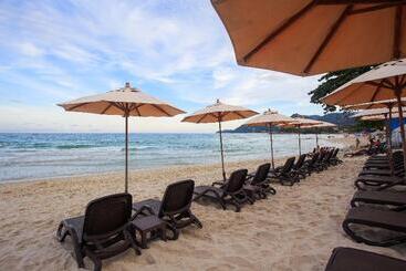 Chaweng Cove Beach Resort