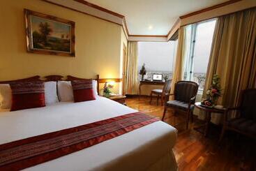 Duangtawan Hotel Chiang Mai  Sha Extra Plus